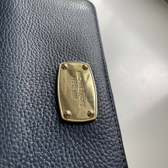 Michael Kors Est 1981 Jet Set Travel Continental Pebbled Leather Wallet Blue - Picture 3 of 10